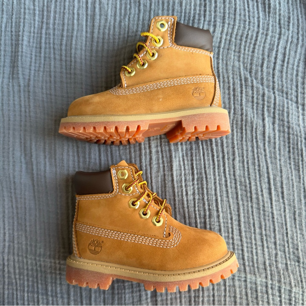 Timberland Premium 6-Inch Boot - Picture 5 of 11